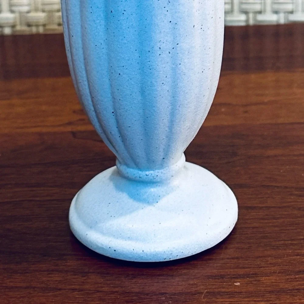 🌟HP🌟VTG 2000 Royal Haeger Soft Blue Matte Speckled Pottery Neoclassical Vase